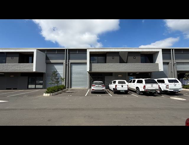 211M² FACTORY TO LET IN SHAKAS HEAD